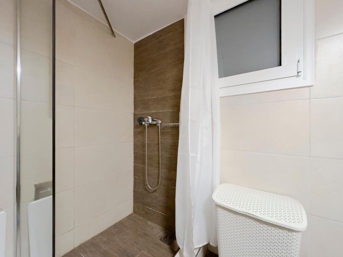 Ferienwohnung Aventura Comfortable 90Sqm Apt In Kato Patisia Athen Exterior foto